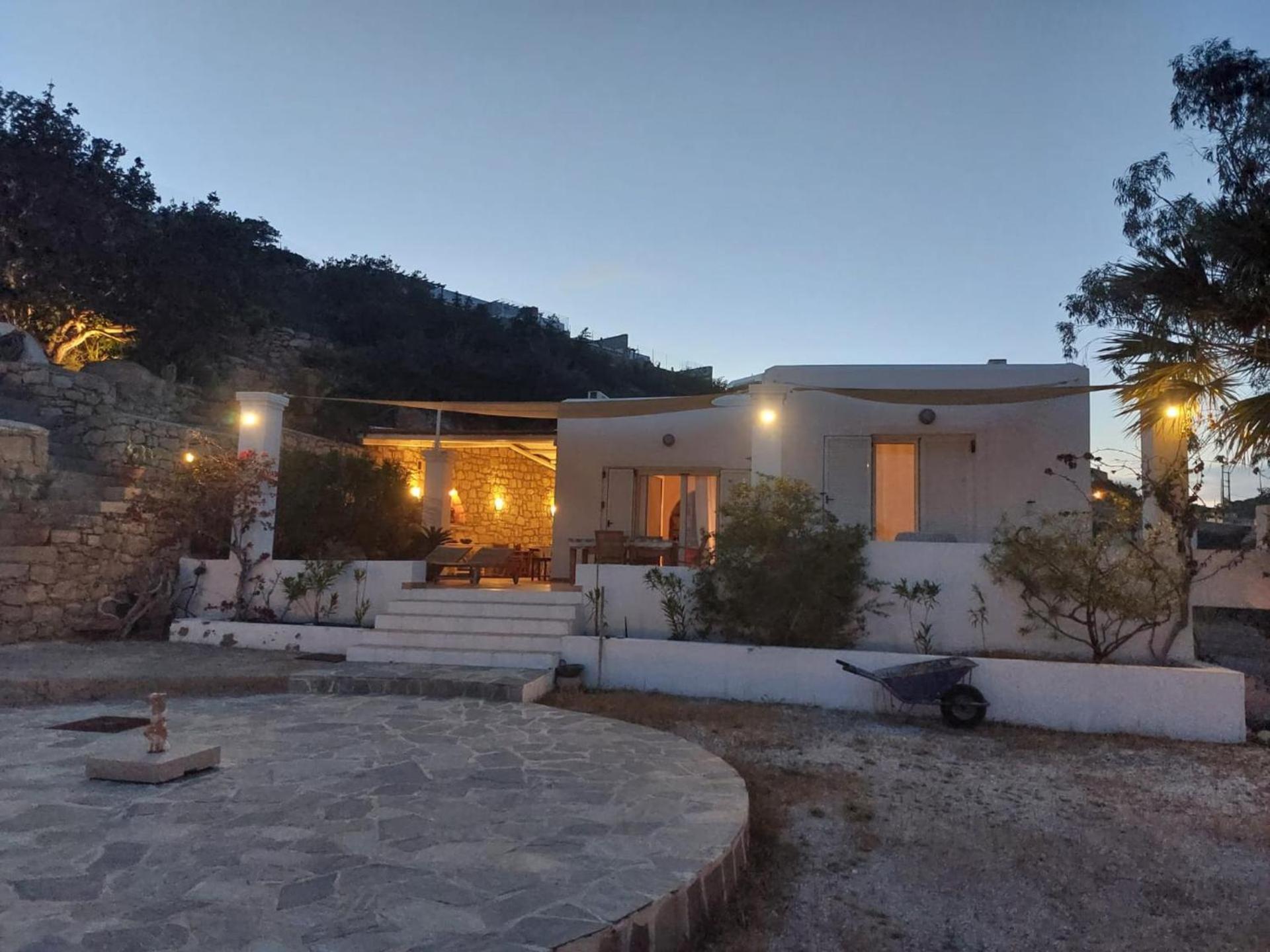 Tranquil Villa With Sea View In Ammopi Karpathos Amoopi Eksteriør billede